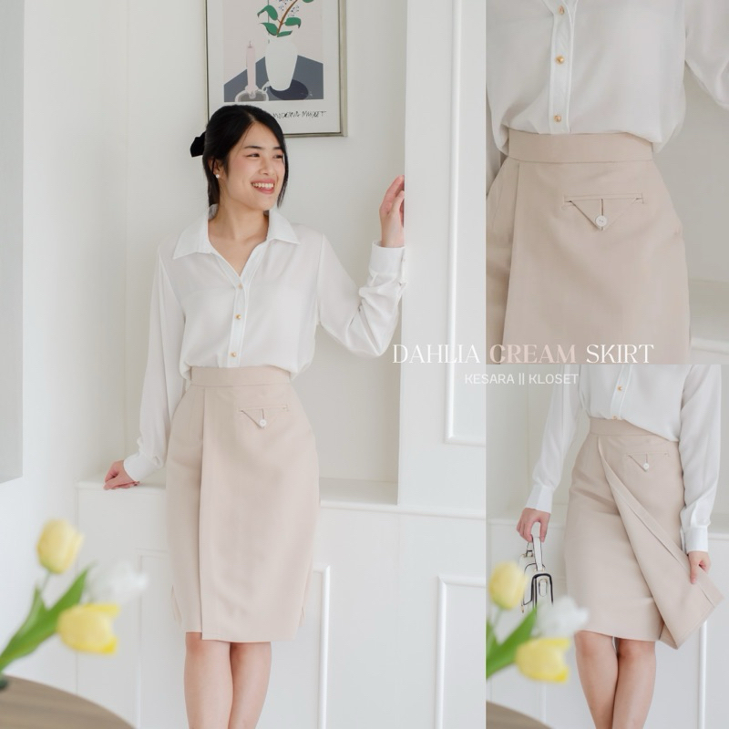กระโปรงทำงานเอวสูง ทรงป้ายหน้าแต่งกระดุม ยาว24' Dahlia Skirt