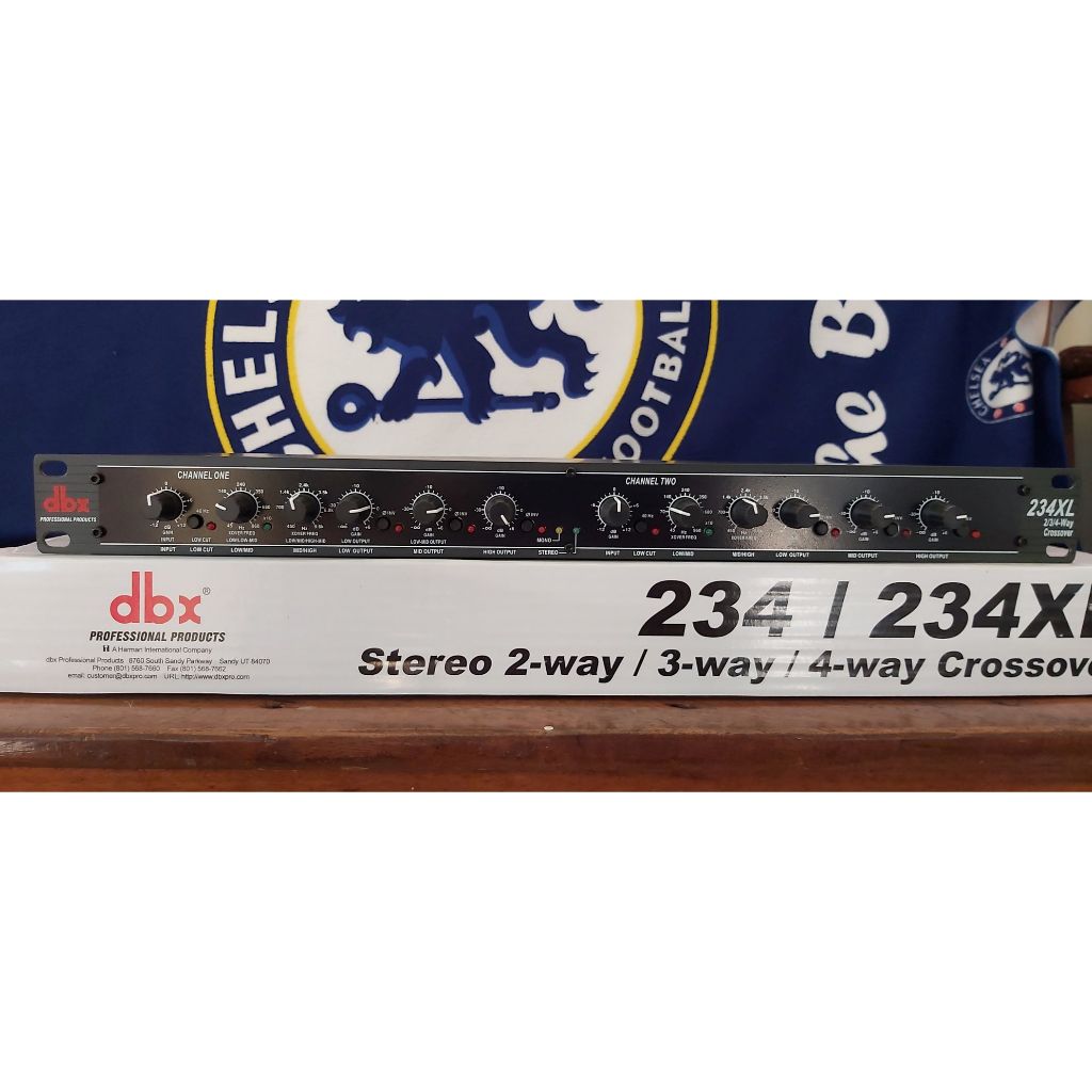 dbx  ครอสโอเวอร์ 234XL 2-way / 3-way 4-way สเตอริโอครอสโอเวอร์ 2/3/4 ทาง เครื่องแยกสัญญาณเสียง