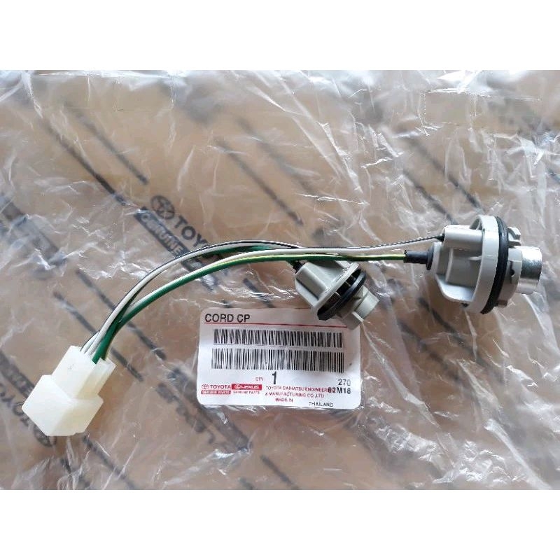 ขั้วไฟเลี้ยว ขั้วไฟมุม D4D ของแท้ Toyota Tiger Sport Cruiser Sport Rider