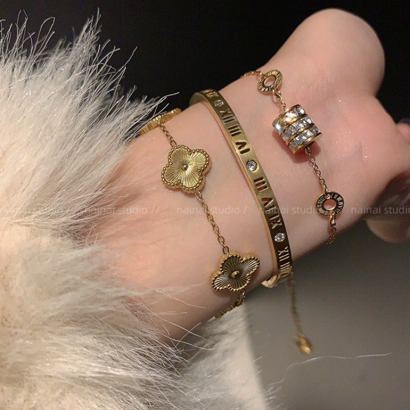 สร้อยข้อมือ สแตนเลส 18K ไม่ลอก ไม่ดำ ขับผิวสุดสุด