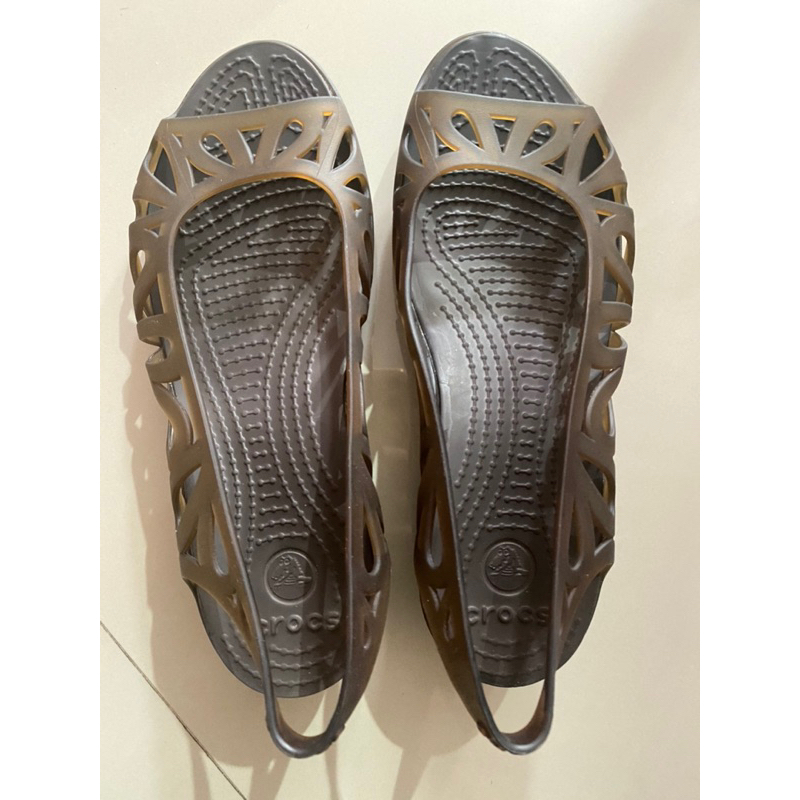 รองเท้า Crocs มือสอง