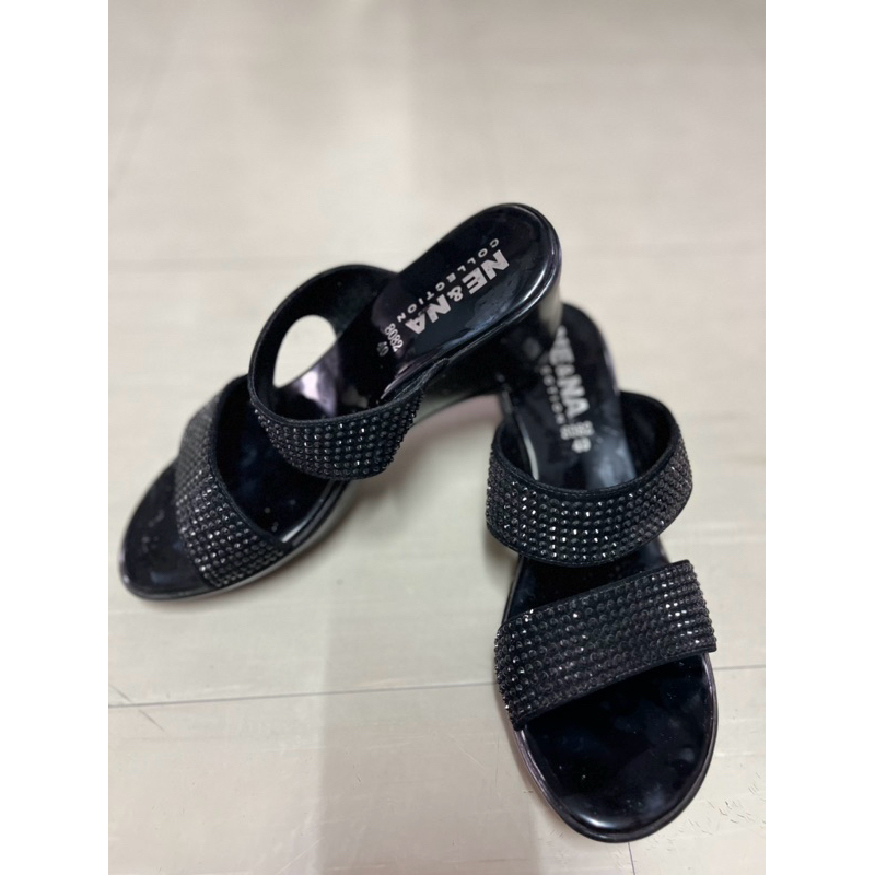 รองเท้า NE&NA มือสอง