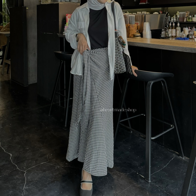 (A14) Heartmade - Caren Wrap Skirt กระโปรงทรงผูกเอวตัวยาว ทรงกึ่งหางปลา - รูปที่ 6