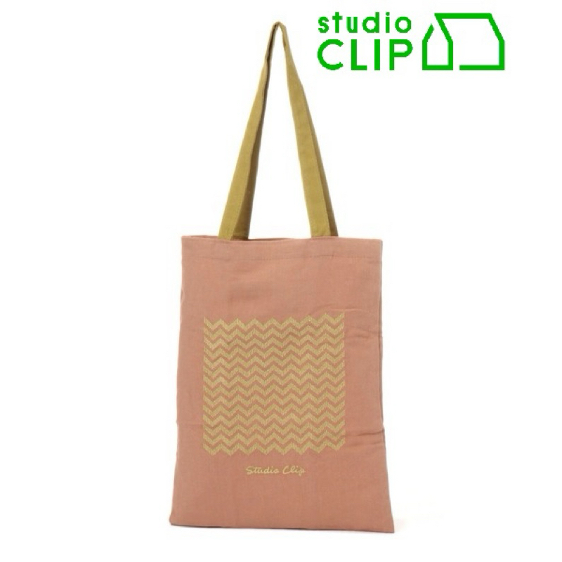 studio clip กระเป๋าผ้าปักลาย สีชมพูนู้ด 🇯🇵