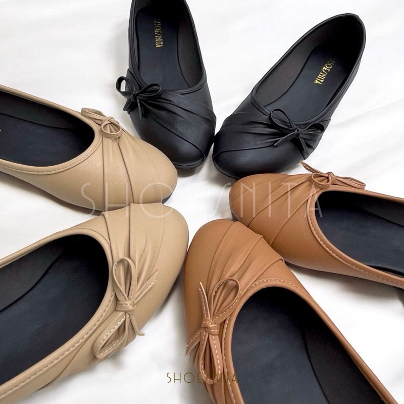 รองเท้าคัชชู ส้นสูง 1.5 นิ้ว  รองเท้าคัทชูแฟชั่น ส้นเตารีด ใส่สบาย SHOESNITA *S383