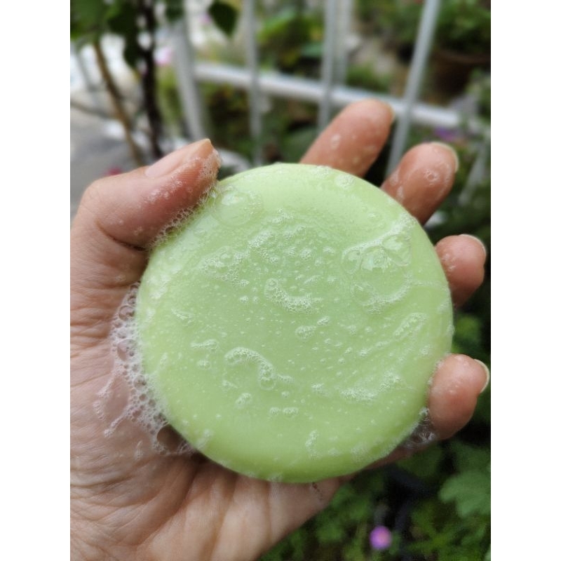 แพ็ค6ก้อน แพ้คัน PM2.5 สิว กลิ่นตัว สบู่แตงกวาใบบัวบก ก้อนใหญ่ 140 กรัม   ฟองเยอะ กลิ่นหอม ละลายช้า - รูปที่ 4