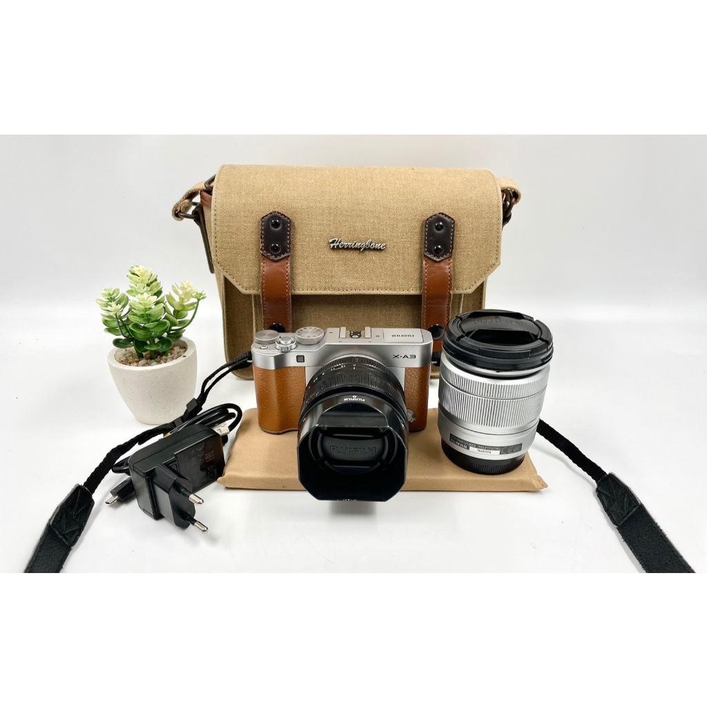 กล้อง FUJIFILM X-A3 สี Caramal Brown มาพร้อมเลนส์ 2 ตัว เลนส์ Fujinon XF 35mm f/1.4 R และ เลนส์ Fuji