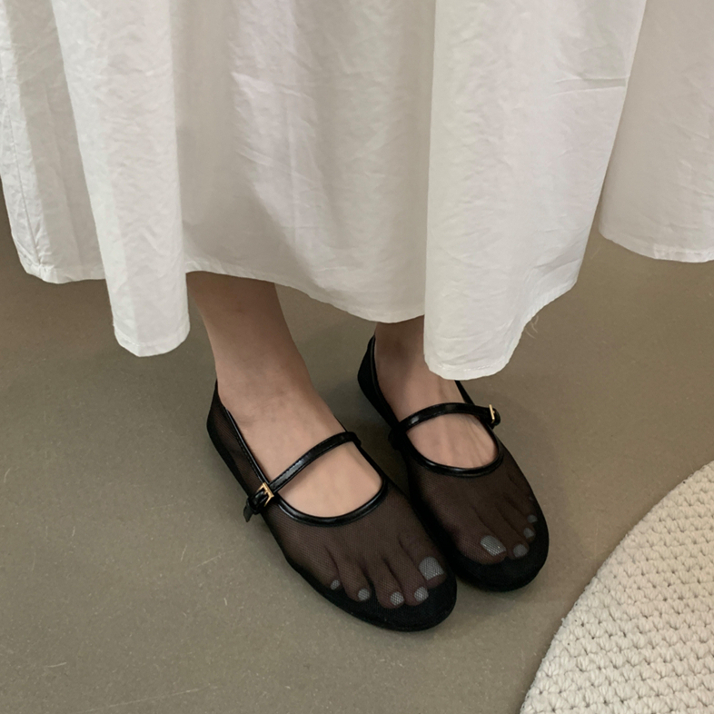 (พร้อมส่ง/Pre Order) รองเท้า รุ่น Ritz Shoes มี 2 สี | PENN STUDIO