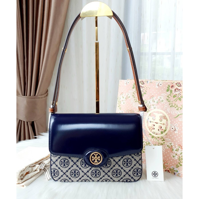 **พร้อมส่ง ของแท้** Tory Burch 152306 TB Robinson T Monogram Convertible Shoulder Bag🫐