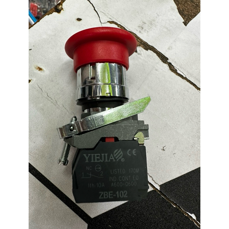 Xb4-es142รีเซ็ตคีย์หยุดฉุกเฉินปุ่มกดหัวใจ 40mm N/C N/O รูปที่ 5