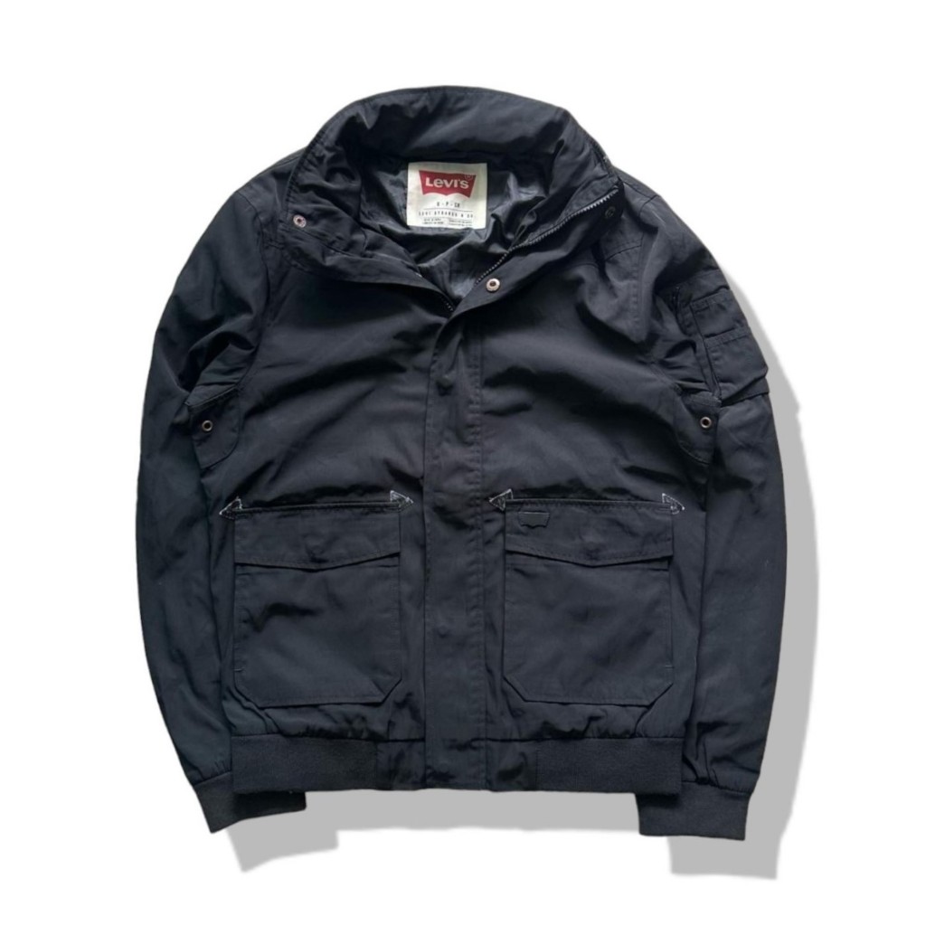 Levis Black Hooded Jacket รอบอก 42”