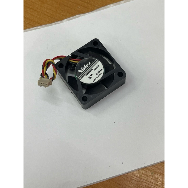 D03X-05TM 03A DC5V 0.12A 30x30x10mm 3-wire Server(FAN130801)