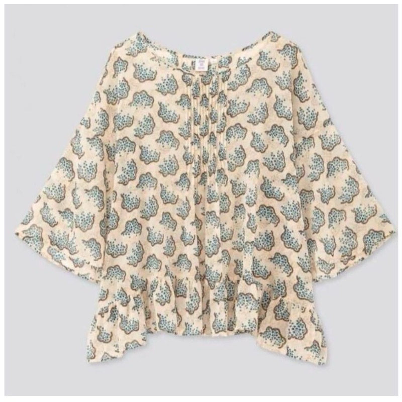 UNIQLO x ANNA SUI x L  อกฟรี 52 ยาว 23 สวยใหม่มาก Code: 3244(8)