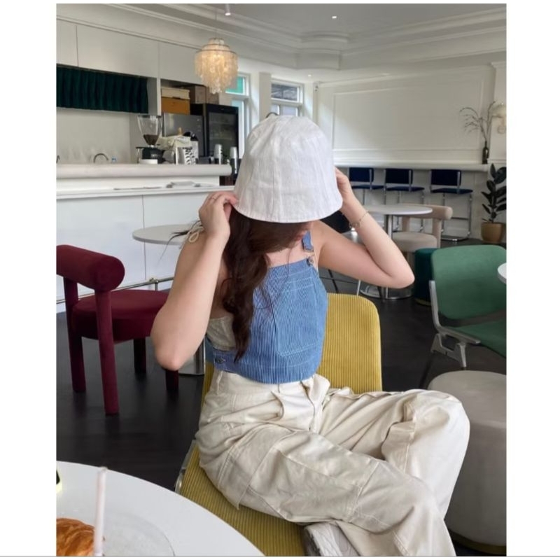 #ส่งต่อเสื้อเอี๊ยม ของร้าน MELT.INMOMENT