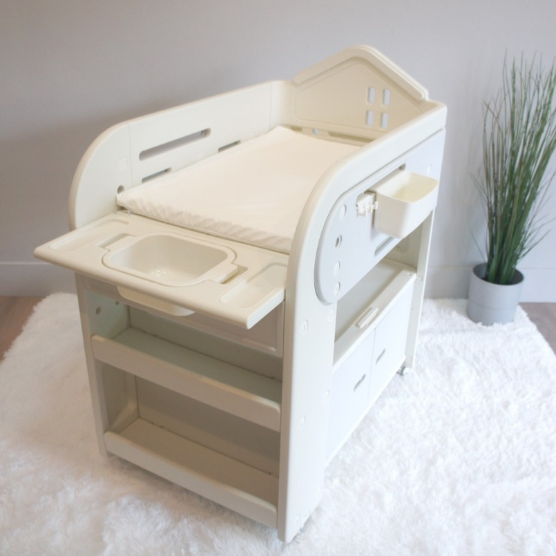 Tender โต๊ะเปลี่ยนผ้าอ้อม โต๊ะเปลี่ยนผ้าอ้อมมีตู้เก็บของ โต๊ะอาบน้ำเด็ก พลาสติกคุณภาพดี