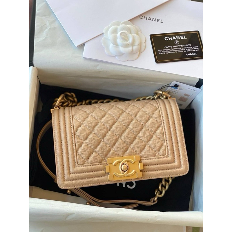 chanel boy  ✅Grade : ออริ หนังแท้💯 ✅size :20cm