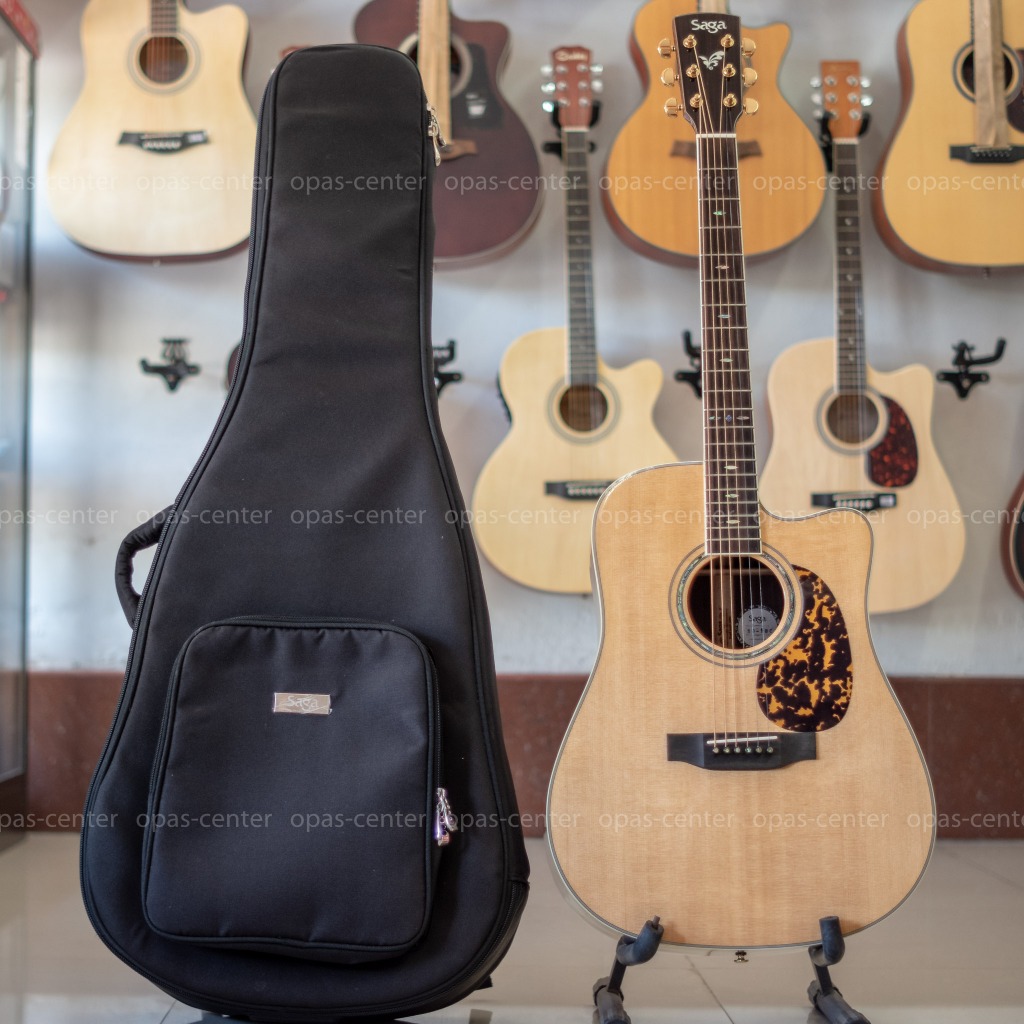 กีตาร์โปร่ง SAGA SD10C Acoustic Guitar ( All Solid ) มือสอง สภาพใหม่เอี่ยม พร้อมกระเป๋าหนา