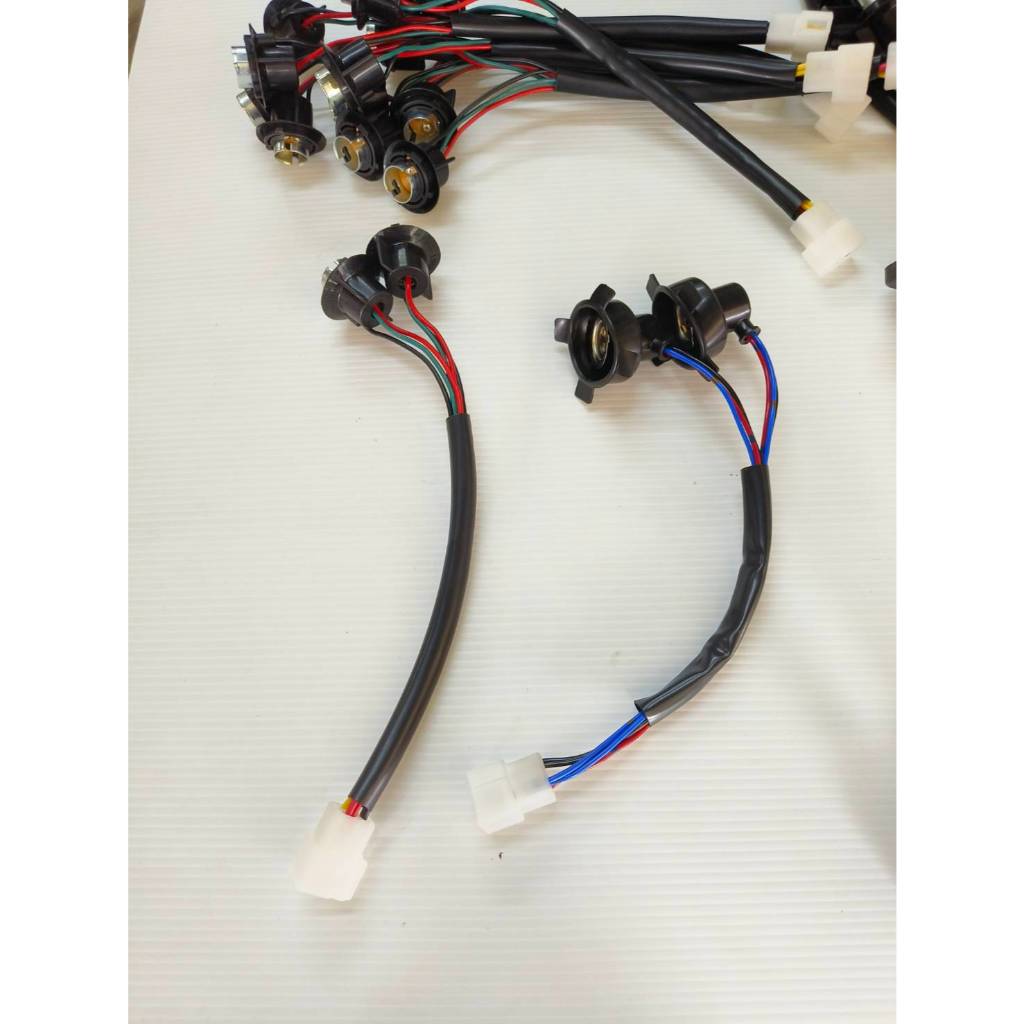 สายไฟท้ายเซอร์ปิโก้ , สายไฟหน้า , สายไฟเลี้ยว  ขั้วไฟหน้า ขั้วไฟท้าย Kawasaki Serpico 150cc.