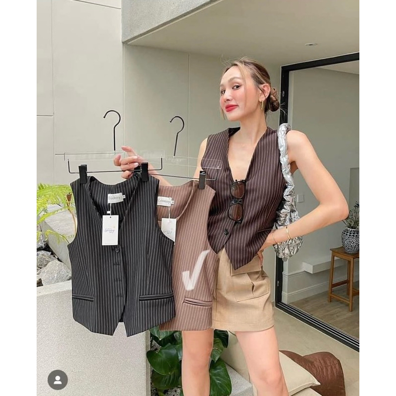Loonnystore ส่งต่อ  #vest เสื้อกั๊ก