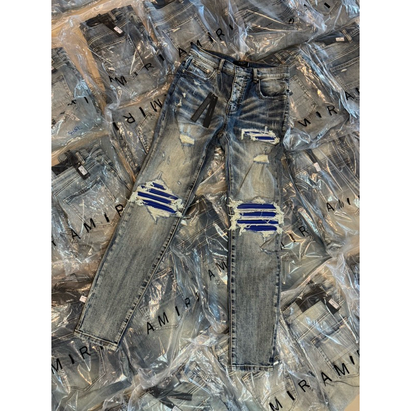 กางเกง Amiri เข่าน้ำเงิน