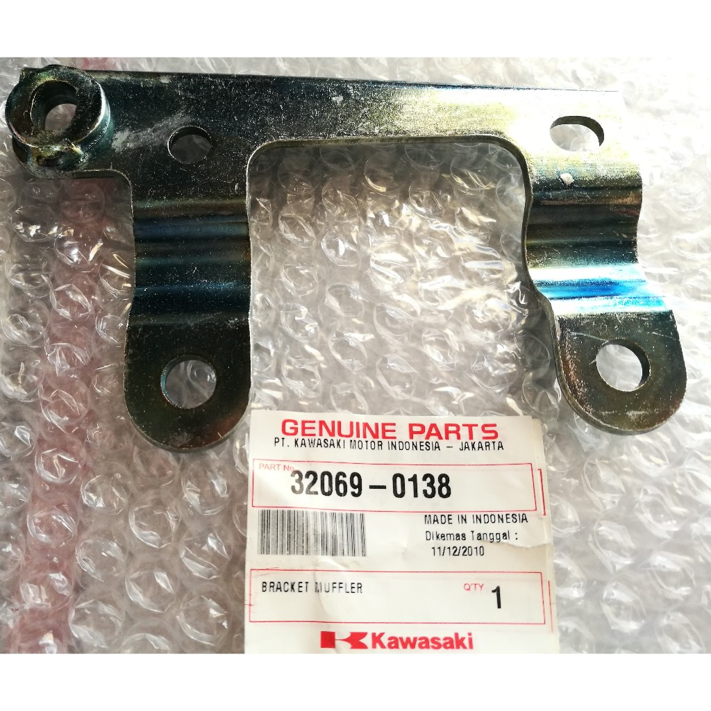 ขายึด ท่อไอเสีย ZX130 แท้ศูนย์KAWASAKI 32069-0138 AN130-A1