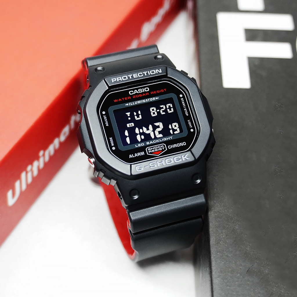 Casio G-Shock นาฬิกาข้อมือผู้ชาย สายเรซิ่น รุ่น DW-5600,DW-5600UBB-1, DW-5600UE-1,  DW-5600UHR-1