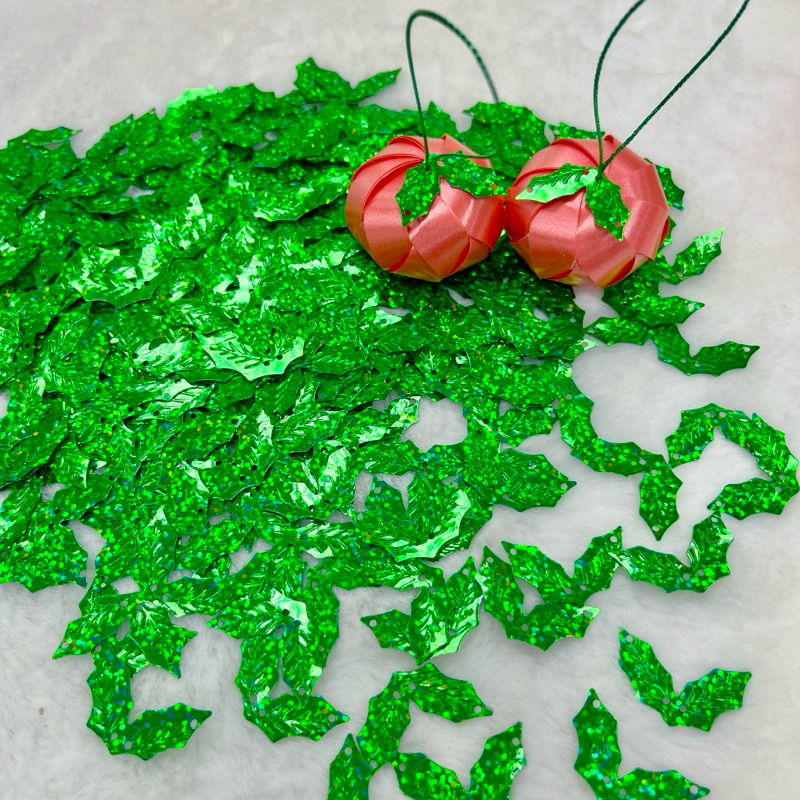 เลื่อม ใบเชอรี่ 🍒🍒ใบชมพู่🍐🍐ใบไม้สองแฉก ใช้ประดับโปรยทาน งานประดิษฐ์ต่างๆ แพ็ค 100 ชิ้น พร้อมส่ง 📌📌📌