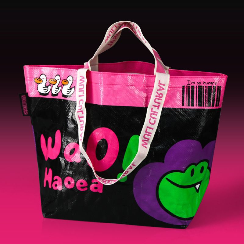 ‼️ร้านไทยพร้อมส่ง‼️ Shopping Bag/Woven Bag ถุงช้อปปิ้งกันน้ำแบบมีกระดุมปิด สะพายไหล่และถือ กระเป๋าช้