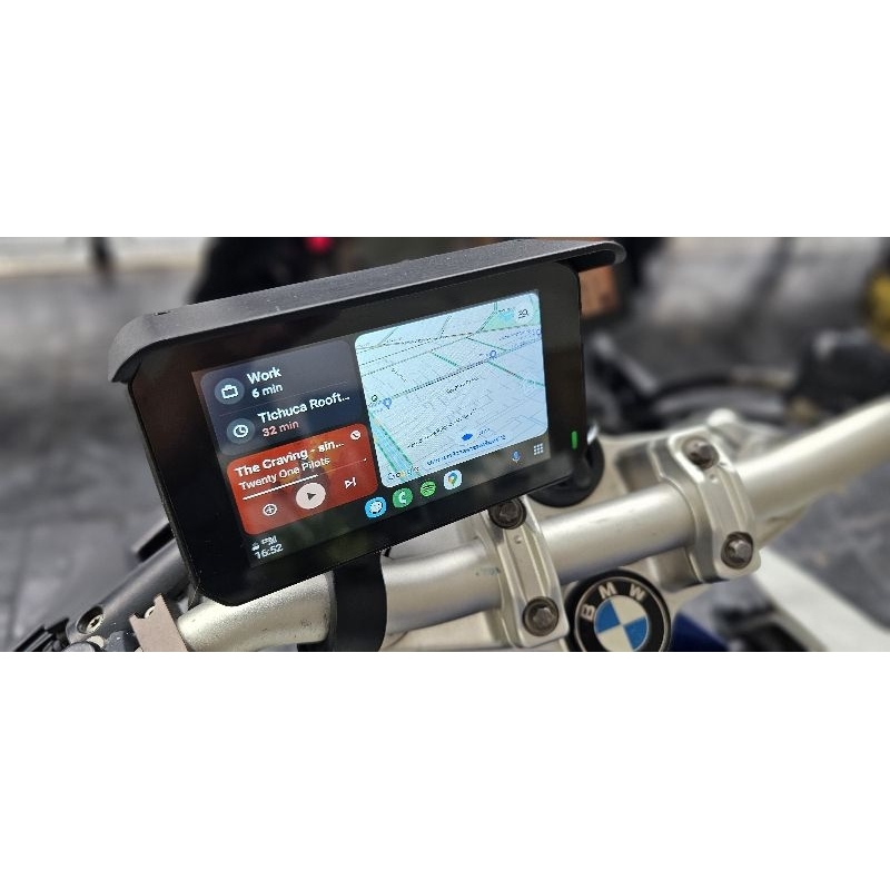 MotoHDcam P502  กล้องfullHD ติดรถมอเตอร์ไซค์ Carplay GPS, TPMS