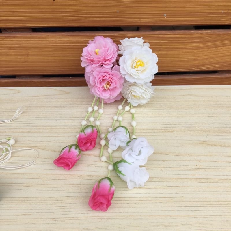 ///งานผีมือ พร้อมส่ง// หวีดอกโบตั๋น หวีดอกไม้ ห้อยชายอุบะ เครื่องประดับผมนางรำ ฟ้อนรำ เต้นรำ - รูปที่ 5