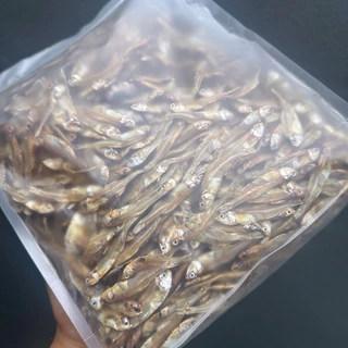ปลาอบแห้ง 1kg. อาหารเต่าน้ำ ขนมสุนัข ขนมแมว เพิ่มแคลเซียม เต่าญี่ปุ่น หนูแฮมเตอร์ ขนาดประมาณ ประมาณ 5ซม