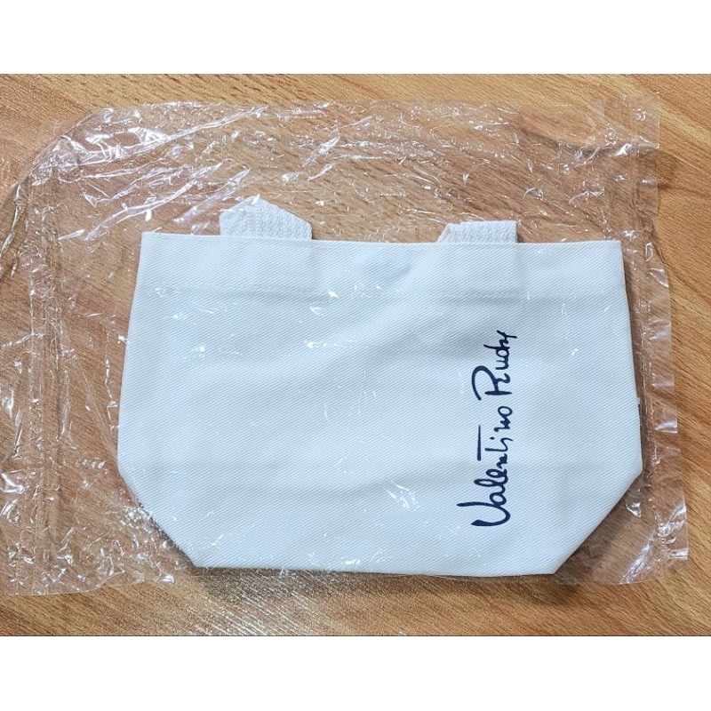 กระเป๋าผ้า Valentino Rudy by AEON