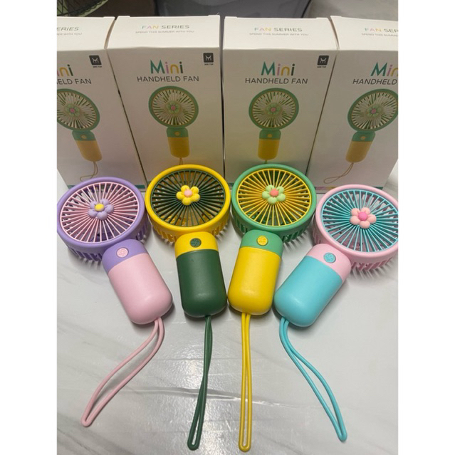 พัดลมพกพา mini Fan พกใส่กระเป๋าได้