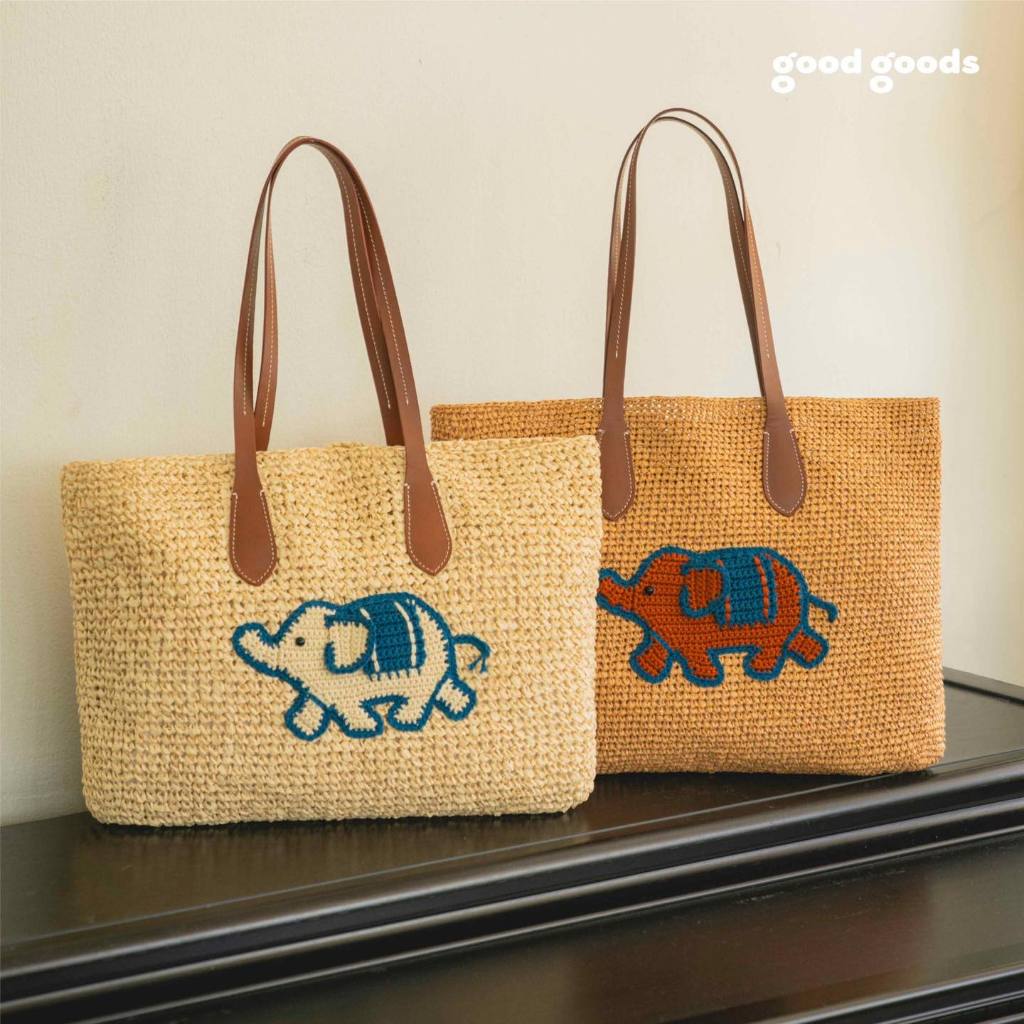 กระเป๋าถักราฟเฟีย ปักช้างโครเชต์ Good Goods