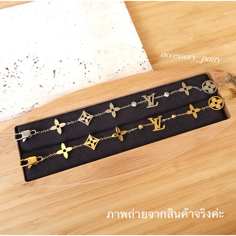 ✨สร้อยข้อมือสแตนเลส รุ่นL-v14 งานตะขอสวย ลายดอกไม้มีแต่สลับเพชร งานมี2สีให้เลือกค่ะ✨
