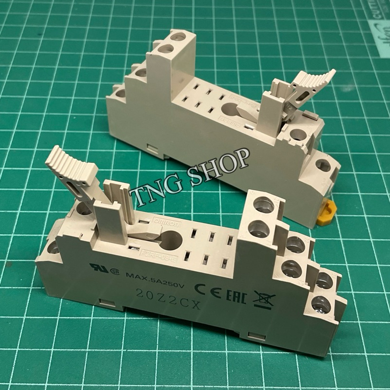 socket P2RFZ-08-E สำหรับรีเลย์ของแท้  G2R-2-SN ฐานใหม่ P2RFZ-08-E ที่นั่ง 8 ขา P2RF-08-E