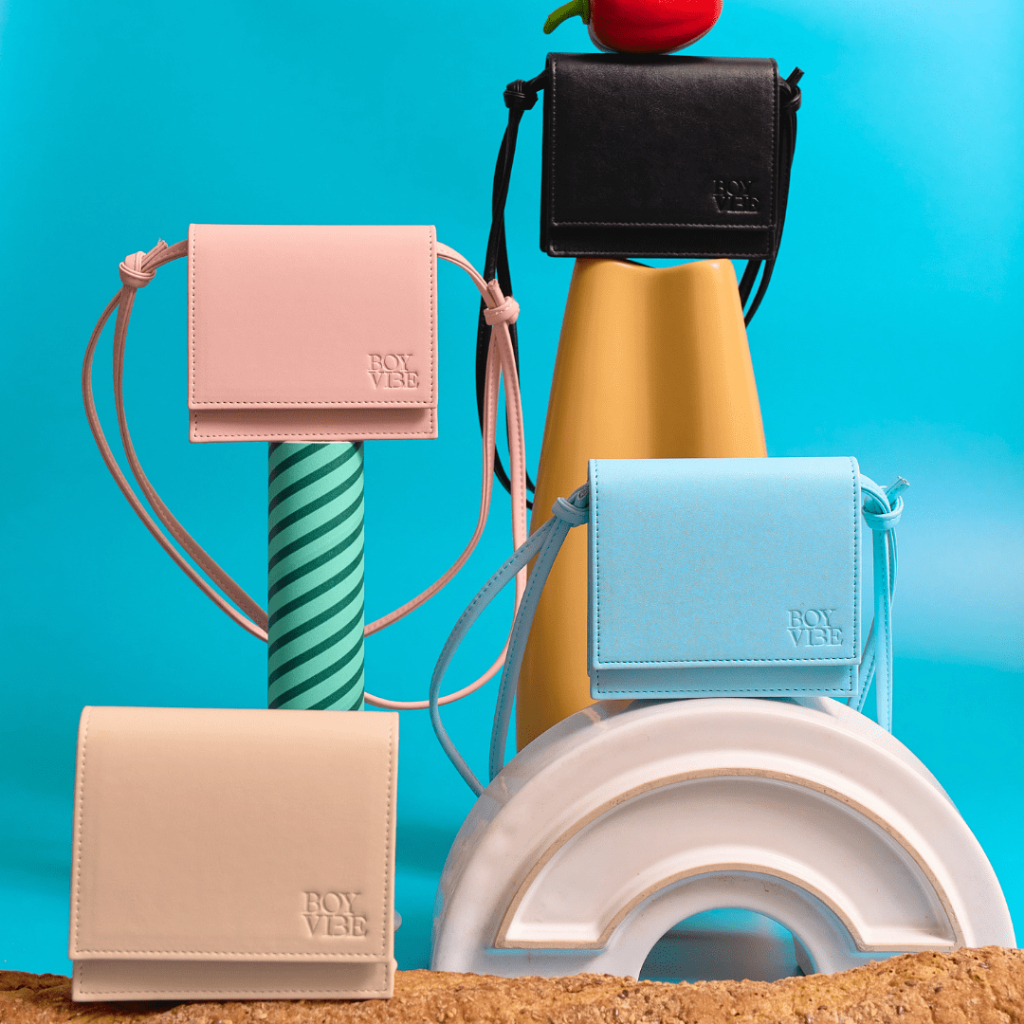 [ลดเพิ่ม30% เก็บคูปองหน้าแอพ] BOYVIBE กระเป๋าสะพายข้าง รุ่น party bag (ขนาด5*4นิ้ว) มี 4 สี เป็นหนัง PU Premium อย่างดี