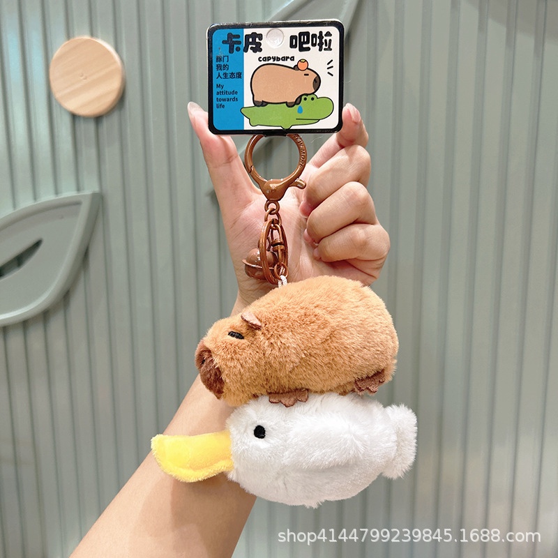 📌พร้อมส่ง 🐤พวงกุญแจตุ๊กตาคาปิบาร่าพร้อมเพื่อนซี้เป็ดน้อย และคาปิบาร่าพร้อมเพื่อน3ตัว - ความน่ารักที่คุณต้องมี!