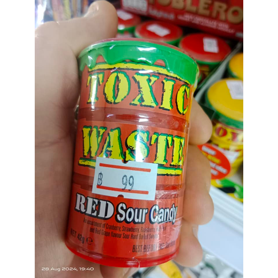TOXIC WASTE Sour Candy RED *** UK IMPORT ***