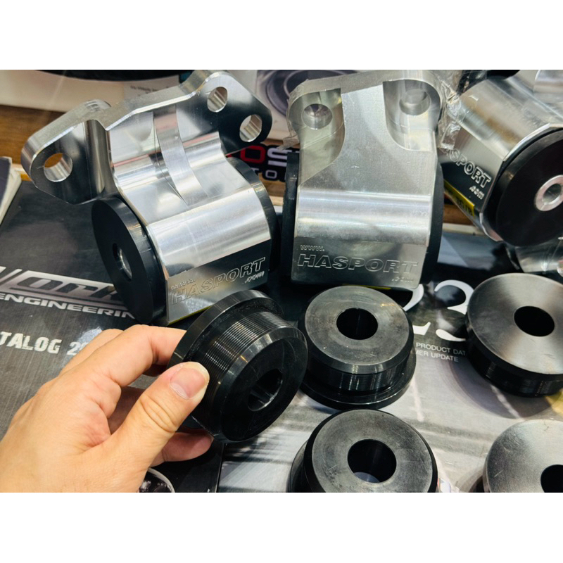 Hasport ลูกยางแท่นเครื่อง honda series D B15 B16 K20 K24 บูท ยางแท่นเครื่อง rubber engine mounting ร