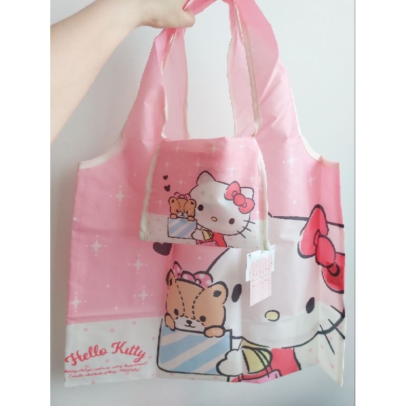 Hello Kitty Sanrio กระเป๋าผ้าร่มพับสะดวก สุดน่ารักจากญี่ปุ่นพร้อมส่งค่ะ