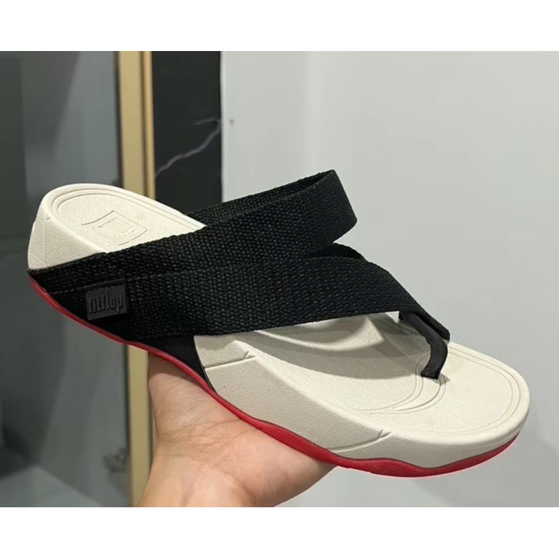 รองเท้าเเตะ fitflop สลิงรุ่นใหม่ สวย ใส่ได้ทั้ง หญิงและชายไซร้ 36----44