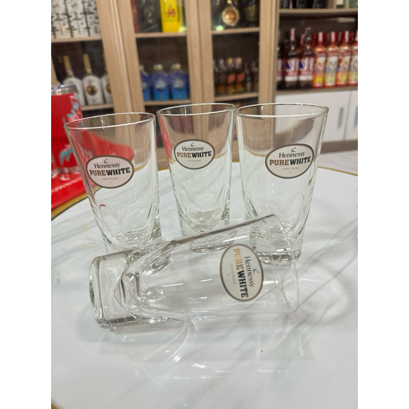 แก้วเหล้า Hennessy Pure White