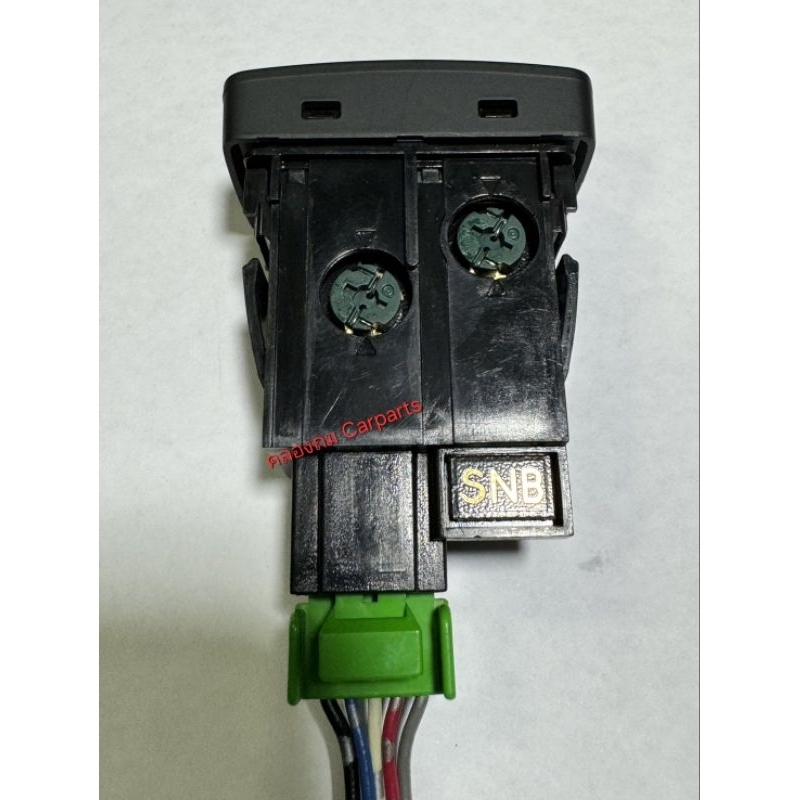 หลอดไฟ สำหรับสวิทช์ ใส่กับ Toyota Vigo Fortuner Vios Altis Yarisและรุ่นอื่นๆขนาด 3 มิล สีเขียวสินค้าใหท่แท้ขาย2หลอด75ลาท ราคา ถูกที่สุด ดีลบีเคเค แกลเลอรีภาพที่ 2