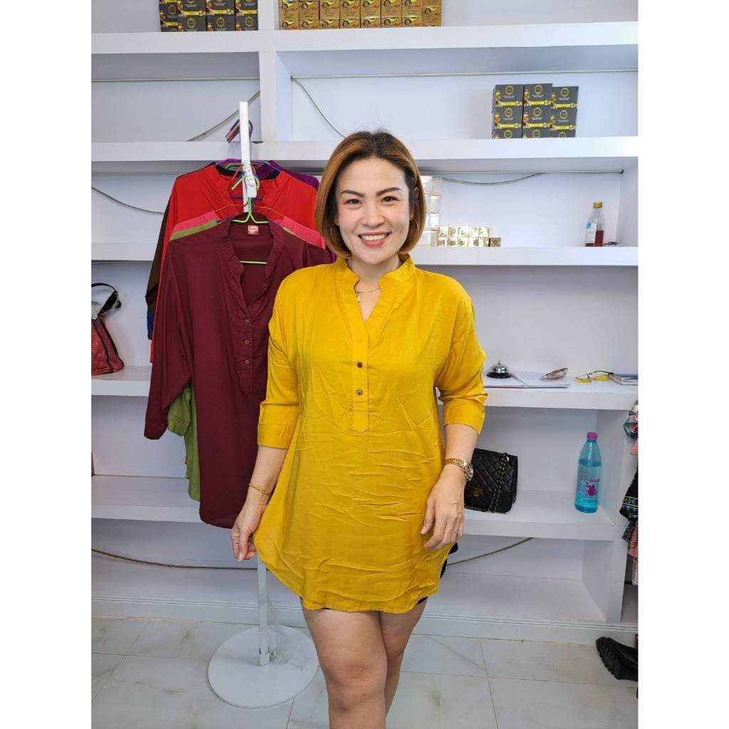 **พร้อมส่ง**ช96//เสื้อคอจีนพื้นแขนสามส่วน ผ้าไหมสปัน **ฟรีไซ้38-46นิ้ว ยาว31นิ้ว หน้าผ้า46นิ้ว** ราคา199บาท