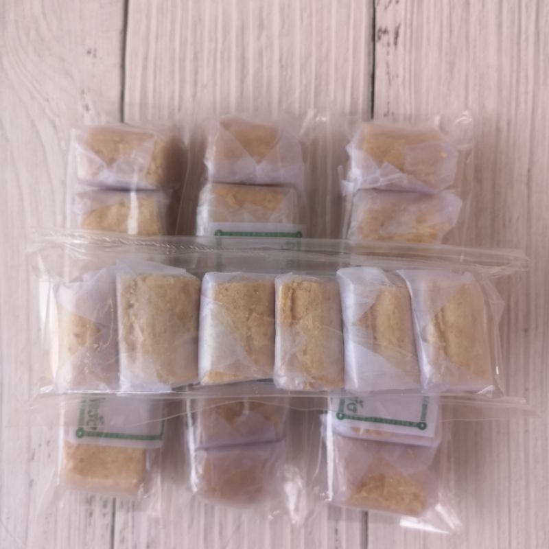 ขนมตุ๊บตั๊บ​ ขนมถั่วตอย