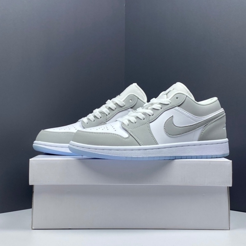 NEW Nike Air Jordan 1 Low Wolf Grey รองเท้ากีฬาบุรุษและสตรีทันสมัย คุณภาพสูง เหมาะสำหรับการเล่นกีฬาและการเดินทางพักผ่อน