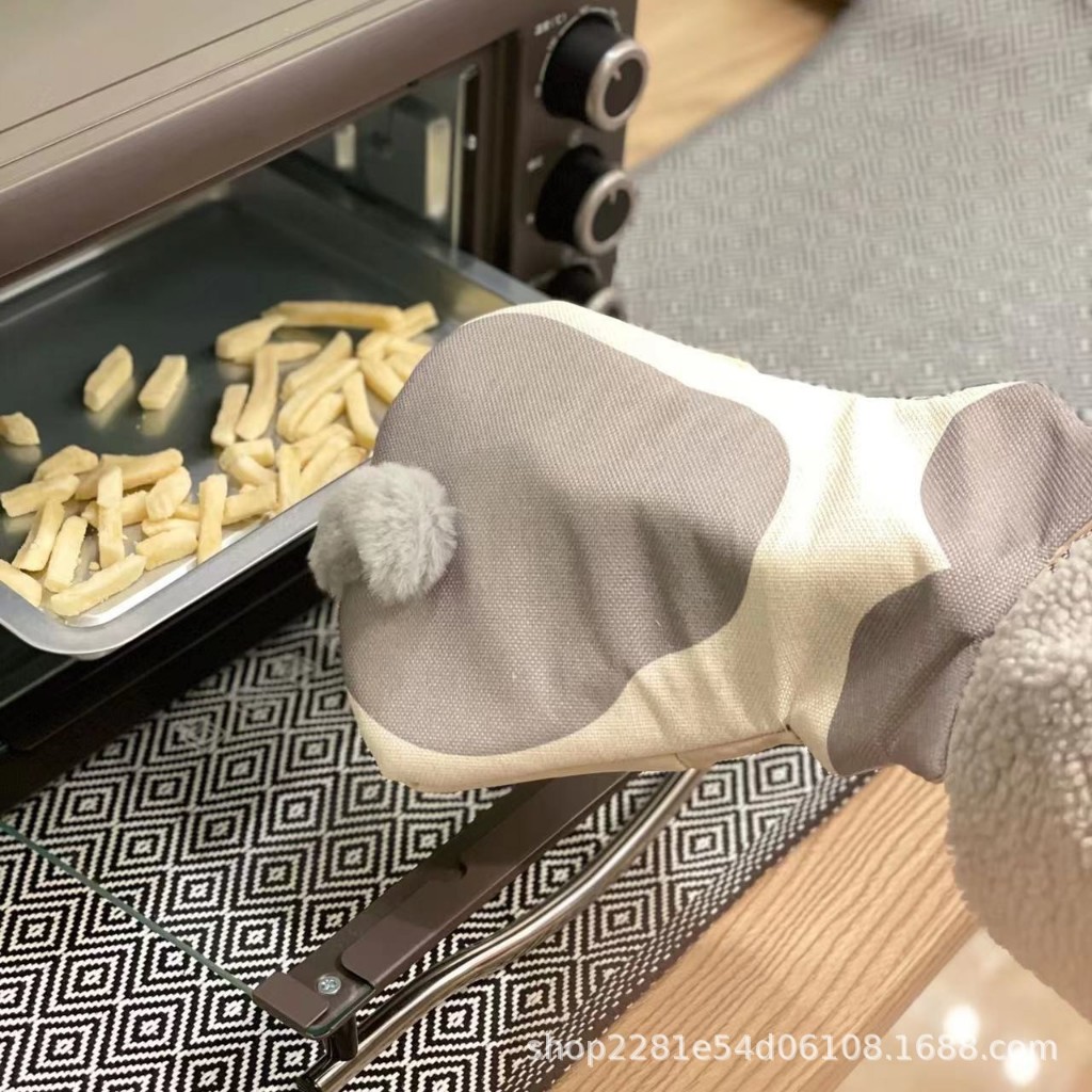การ์ตูนแมวเตาอบถุงมือ Steamer Insulated ถุงมือหนาถุงมือเตาอบไมโครเวฟ  ราคาต่อคู่ ราคา ถูกที่สุด ดีลบีเคเค แกลเลอรีภาพที่ 8