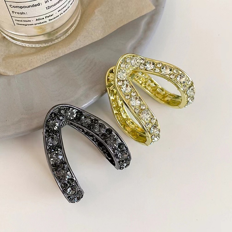 ในไทย-พร้อมส่ง✨กิ๊บหนีบผม รูปตัววีจับคลิป ประดับเพชร สไตล์เกาหลี สําหรับมัดผมหางม้า สำหรับผู้หญิง เครื่องประดับผมแฟชั่น
