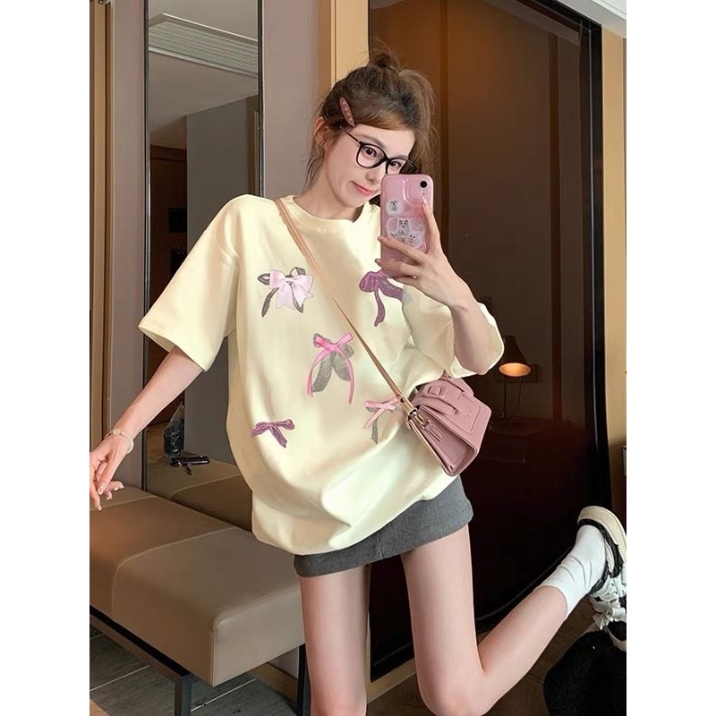 เสื้อแขนสั้นทรง oversize